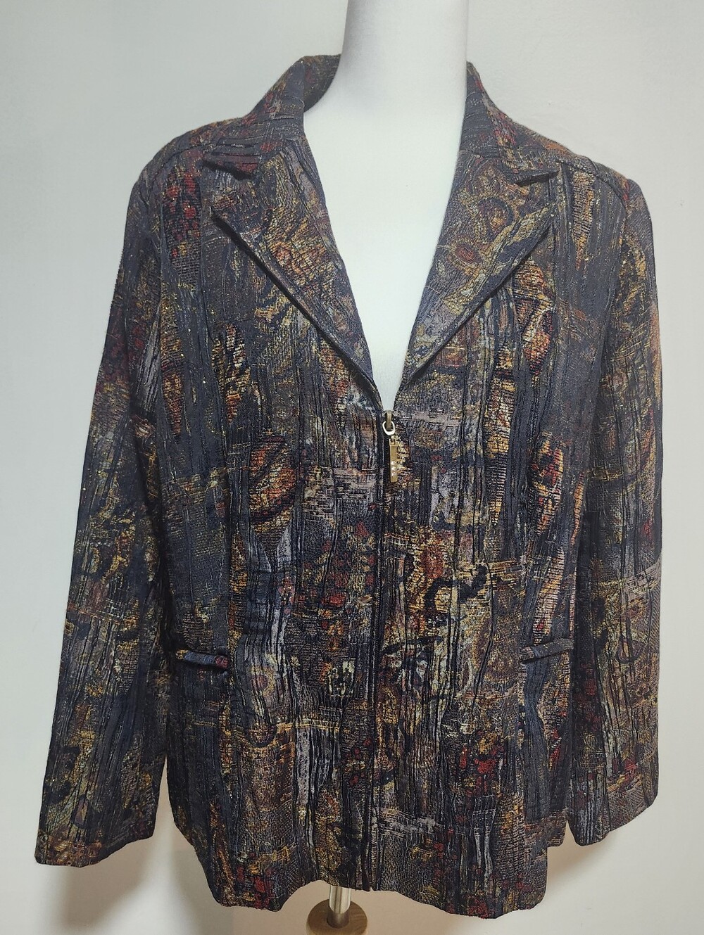 Tan Jay Textured Print Zip-up Jacket, Black, Gold & Red, Gold Metallic Shimmer